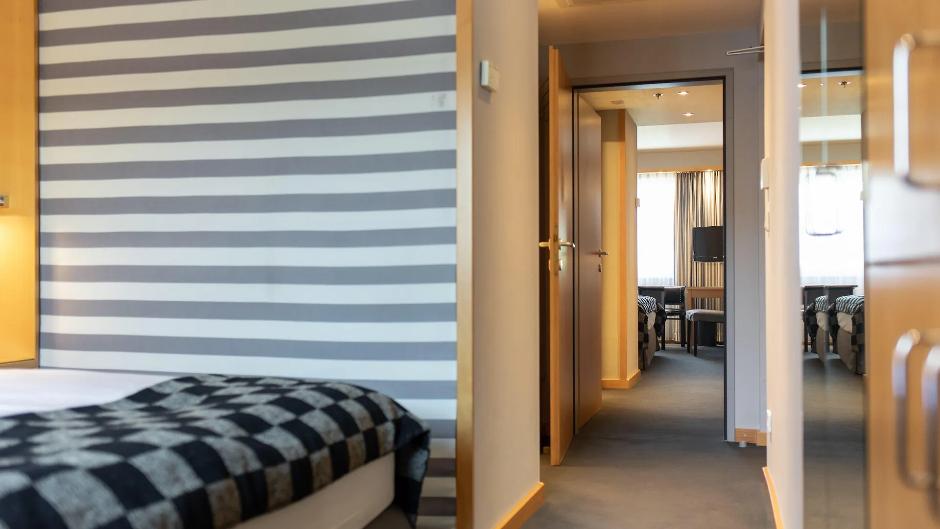 Holiday Inn Vienna City By Ihg 4*,  Австрия