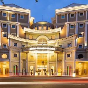 Hotel Rome Palace Deluxe ****