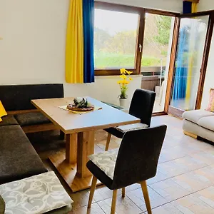 https://wessely-appartements-am-golfplatz.soldenhotels.net