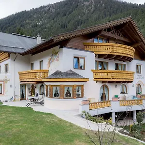 wippas-landhaus.ischgl-hotels.net/